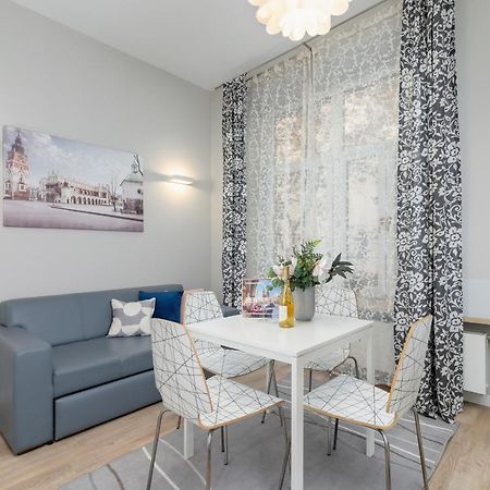 Central Planty Park Apartment Lobzowska By Noclegi Renters Krakow Exterior photo