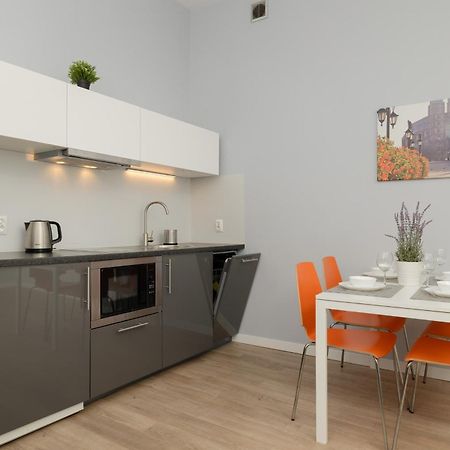 Central Planty Park Apartment Lobzowska By Noclegi Renters Krakow Exterior photo