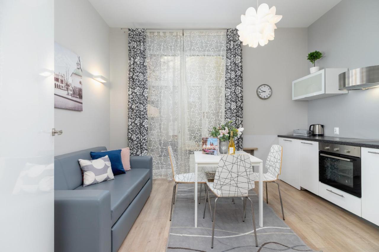 Central Planty Park Apartment Lobzowska By Noclegi Renters Krakow Exterior photo