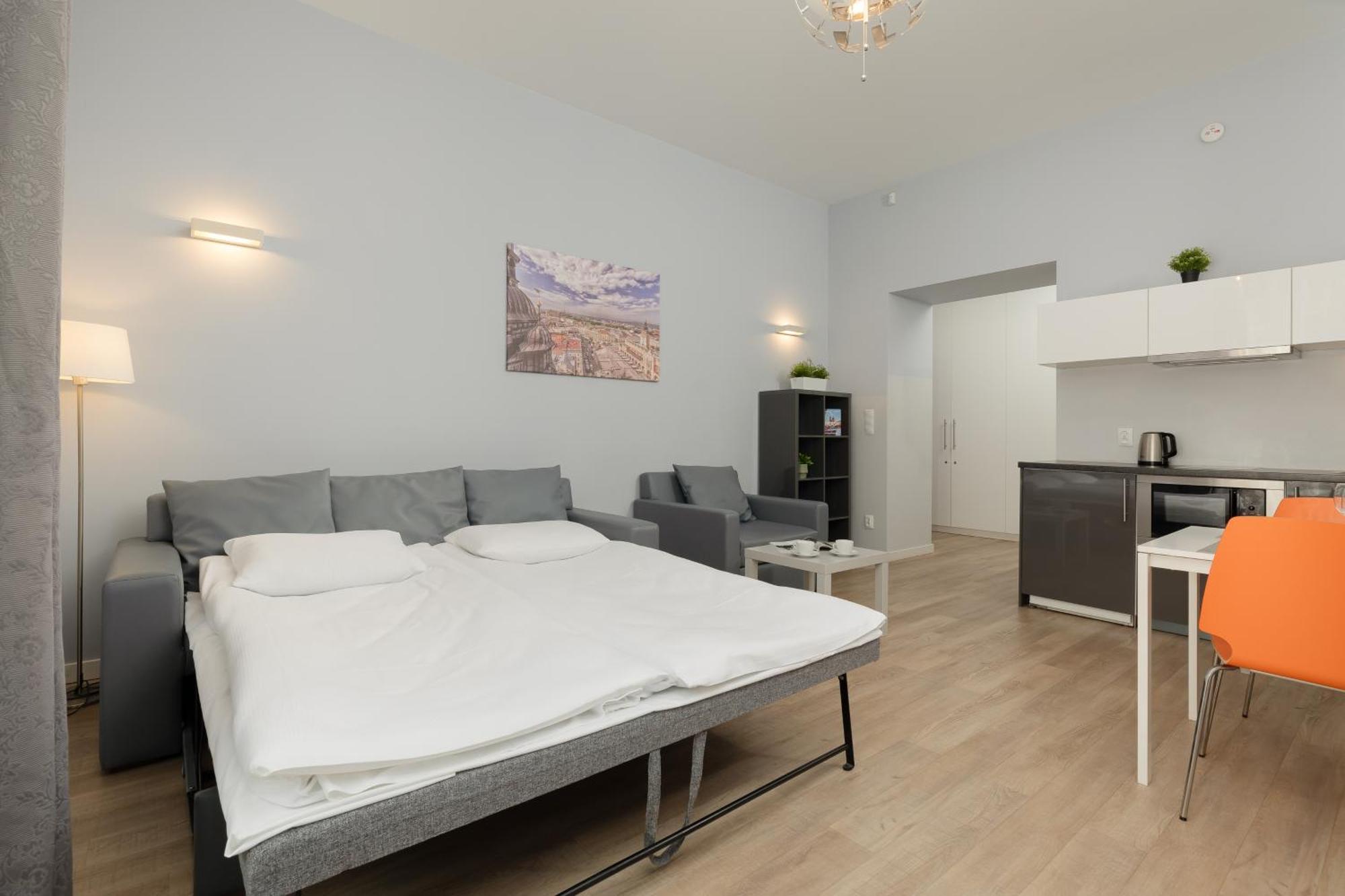 Central Planty Park Apartment Lobzowska By Noclegi Renters Krakow Exterior photo